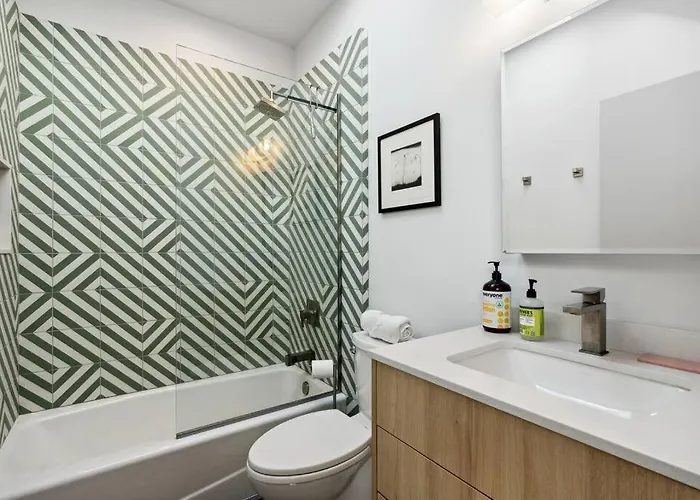 Apartment Unique Design 2-bedroom - 80 Walkscore! Phoenix