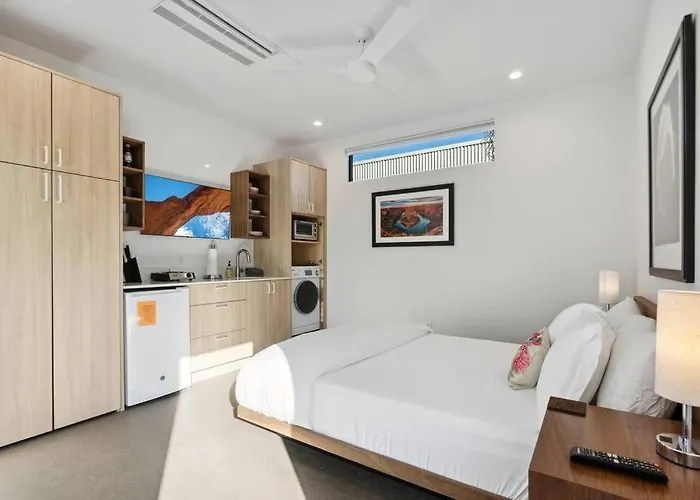 Unique Design 2-bedroom - 80 Walkscore! Phoenix